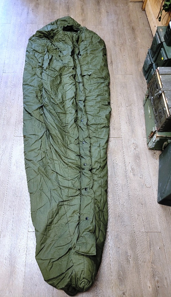 US GI Army Intermediate Sleeping Bag