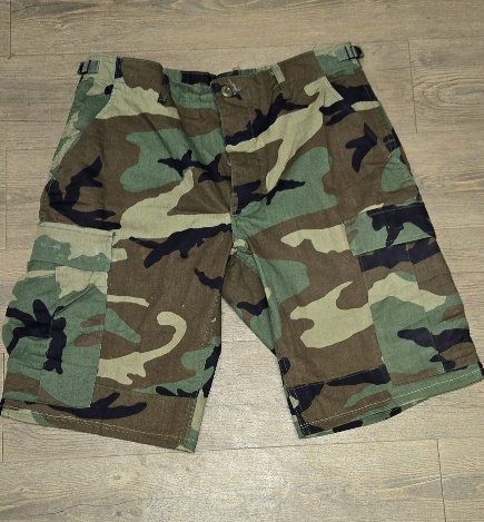 Army Shorts USGI Woodland - Large