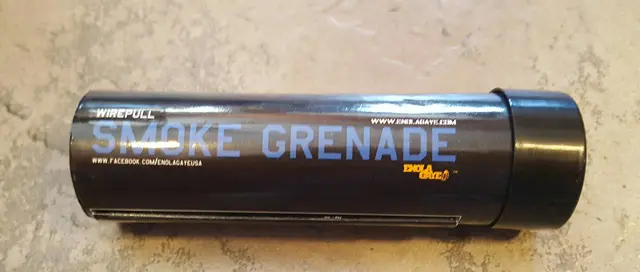EG Smoke Grenade - wire-pull, Blue