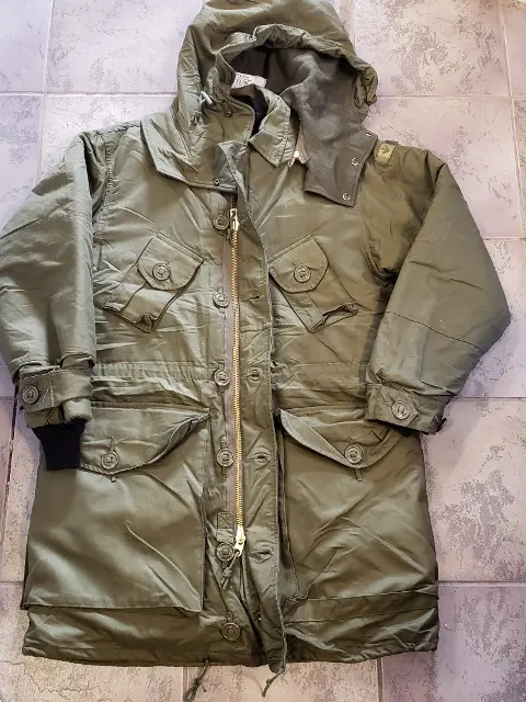 Canadian Army Combat Parka, extreme cold - TALL X-LARGE - Army Issue