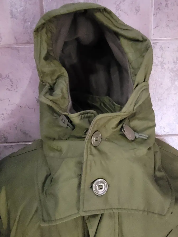 Canadian Army Combat Parka, IECS Gore-tex-Tall Small