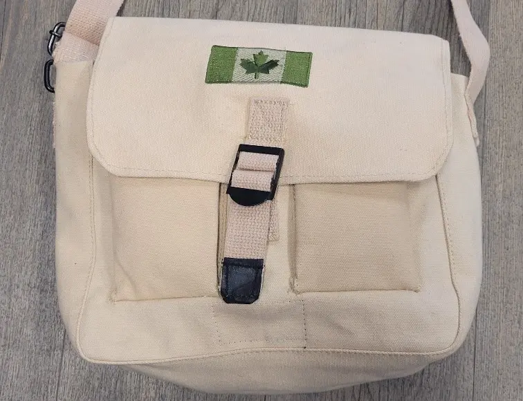 Haversack tan