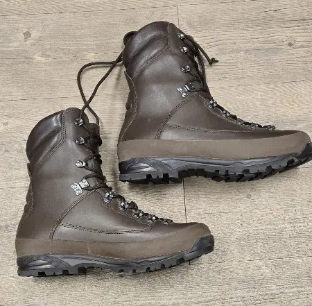 Iturri British Army Mountain Boots Size 9